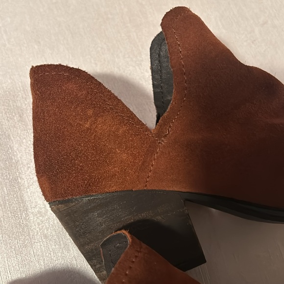 Steve Madden Women’s ‘Adelphie’ Style Ankle Booties Dark Copper Brown Size 8 - Picture 3 of 14